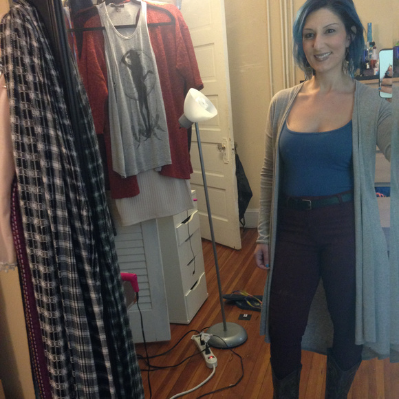 Meet your Posher, Jessica - Picture 6 of 11